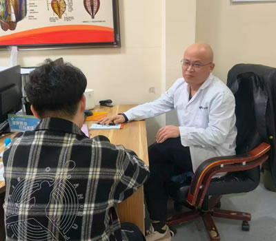 随州市|男科医师高朋磊：守护男性健康，专业男科诊疗